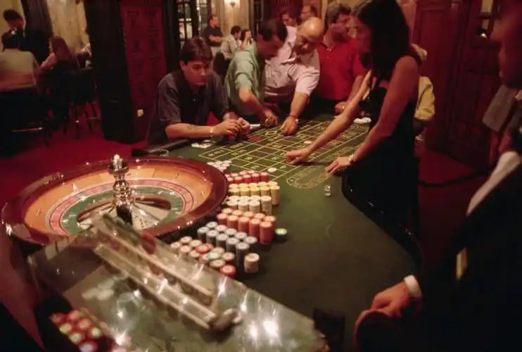 sports betting section on primo gaming covering basketball and football in the Philippines